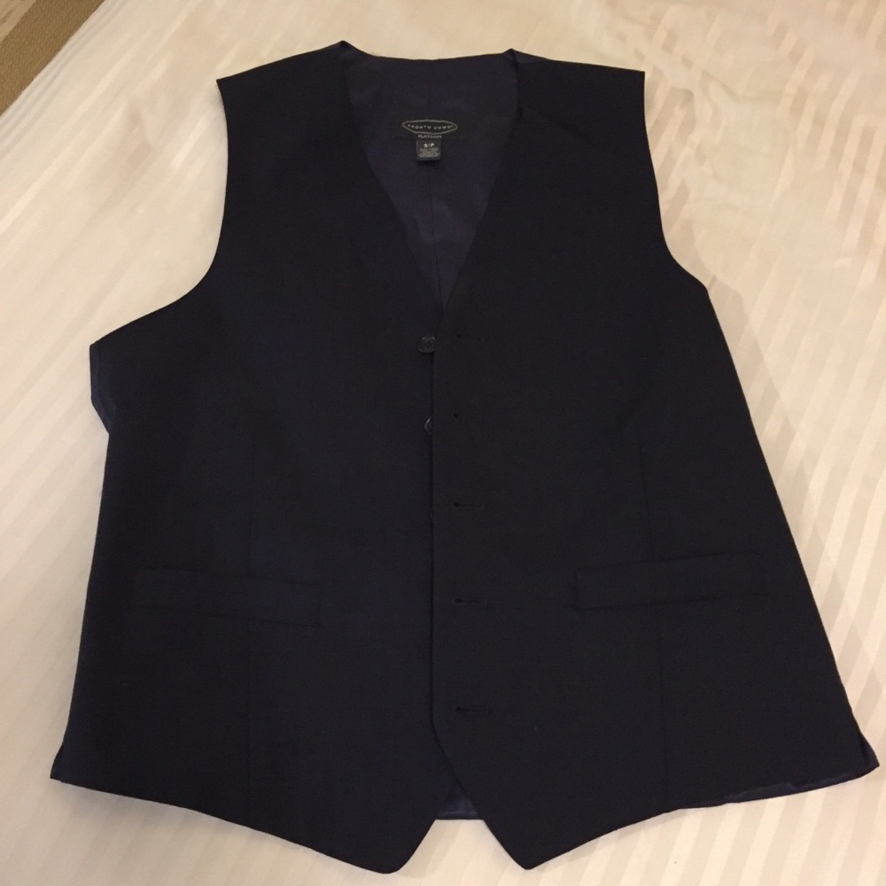 Men’s Vest - Small
